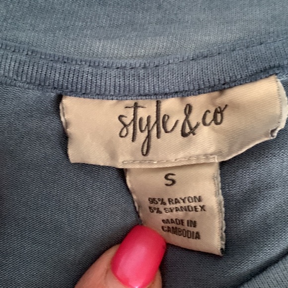 Style & Co. “Romantic Charm” Tunic - Picture 3 of 4